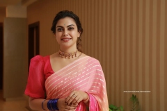 anusree-new-photos-in-pattu-pavadai-001