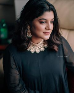 1_aparna-balamurali-latest-images-001