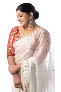 actress-aparna-balamurali-latest-photos-in-white-saree-004