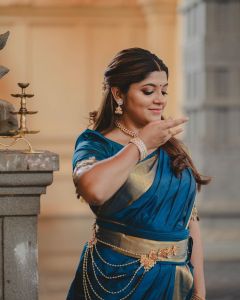 actress-aparna-balamurali-new-latest-dance-dress-photos-002