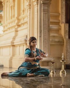 actress-aparna-balamurali-new-latest-dance-dress-photos-008