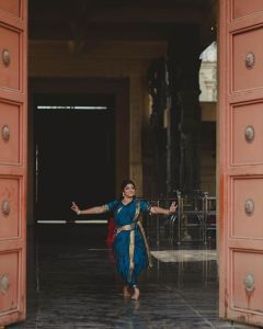 actress-aparna-balamurali-new-latest-dance-dress-photos-010