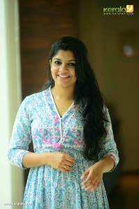 aparna-balamurali-images-444-00198