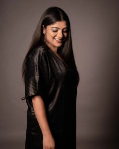 aparna-balamurali-in-black-saree-pics-003