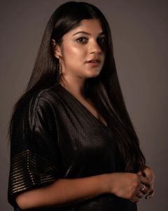 aparna-balamurali-in-black-saree-pics-004