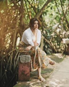aparna-balamurali-in-latest-girl-dress-ideas-and-style-photos-011