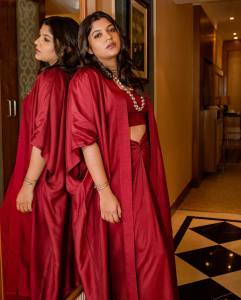 aparna-balamurali-in-wine-red-dress-002
