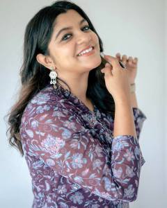 aparna-balamurali-latest-photo-shoot-pics-041-010