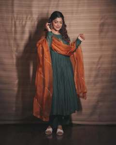aparna-balamurali-latest-photoshoot-pictures-001