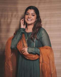 aparna-balamurali-latest-photoshoot-pictures-002