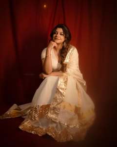aparna-balamurali-latest-photoshoot-pictures-006