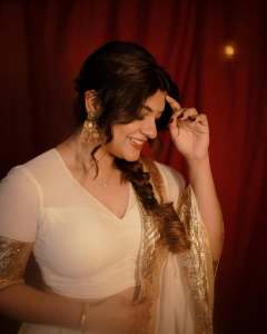 aparna-balamurali-latest-photoshoot-pictures-009