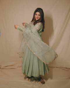 aparna-balamurali-latest-photoshoot-pictures-017