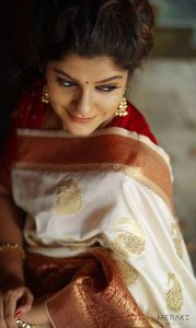 aparna balamurali new photo shoot in kerala saree-004