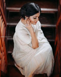 aparna balamurali new photos 091-002