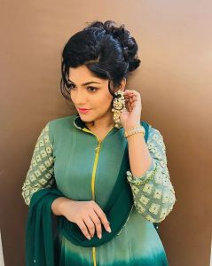 aparna-balamurali-photo-gallery-new