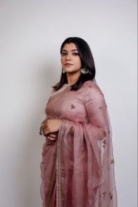 aparna-balamurali-photos-in-saree-002