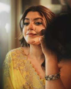 aparna-balamurali-saree-look-photo-007