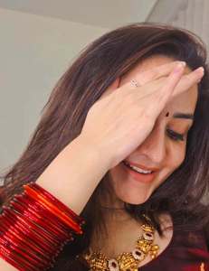 actress-bhama-new-photos