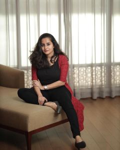 bhama-latest-photo-shoot-02-002