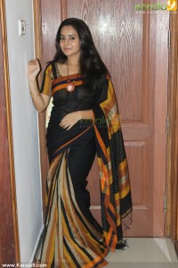 bhama-latest-photoshoot-0035