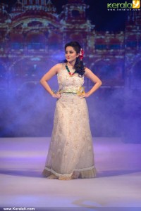 bhama-latest-pics-200-00163