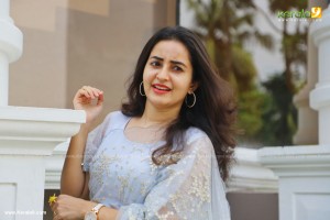 bhama latest saree photos-008
