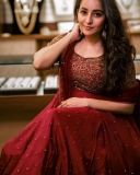 Actress-bhama-in-red-long-dress-001