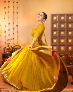 actress-bhavana-in-party-wear-lehenga-with-ornaments-ideas-photos-010