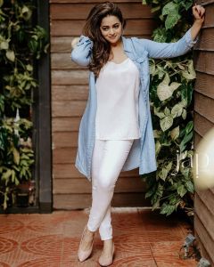 actress-bhavana-latest-photoshoot-pictures-001