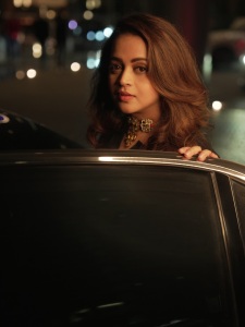 actress-bhavana-latest-stylish-dress-photos-013