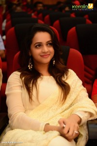 bhavana-latest-pics-121-01960