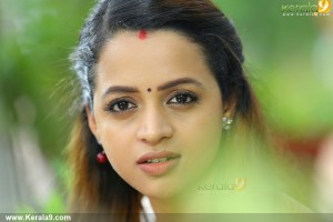 bhavana-latest-stills-100-01645