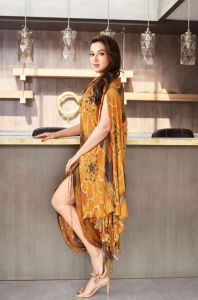 catherine-tresa-beach-photos-gallery.webp-006