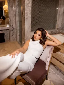 catherine-tresa-in-white-formal-dress-ideas-photos