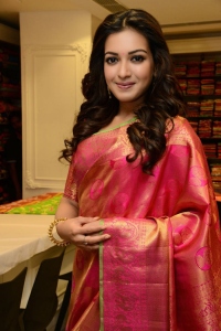catherine-tresa-latest-event-photos-029-0112