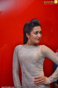 catherine-tresa-latest-photos-100-01225