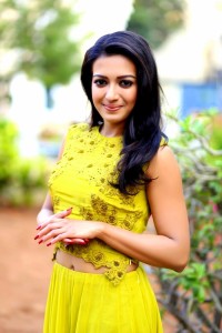 catherine-tresa-latest-photos-102-01245