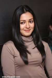 catherine-tresa-latest-pics-200-00486