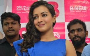 catherine-tresa-latest-pics-453-0028