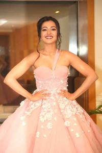 catherine-tresa-latest-stills-111-02026