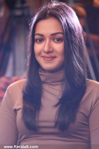 catherine-tresa-latest-stills-258-00351