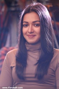 catherine-tresa-latest-stills-258-00793