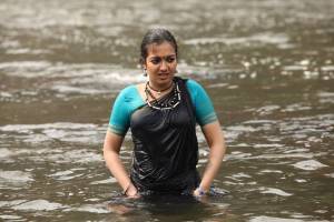 catherine-tresa-latest-stills-555-00240