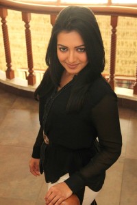 catherine-tresa-latest-stills-600-00196