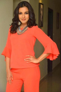 catherine-tresa-latest-stills-99968