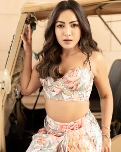 catherine-tresa-stylish-photoshoot-photos-009