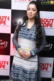 charmi-kaur-images-00274