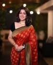 charmi kaur latest pics