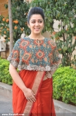 charmi-kaur-photos-100-00185